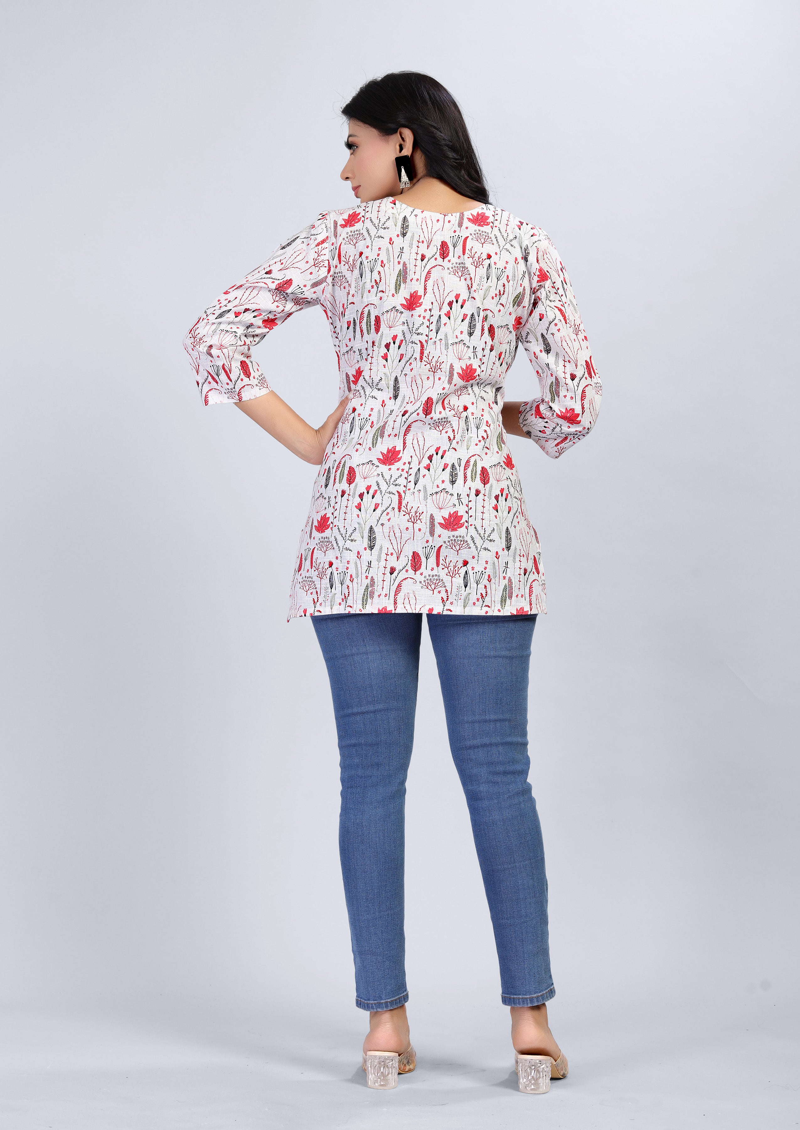 women three quarter sleeve straight kurti