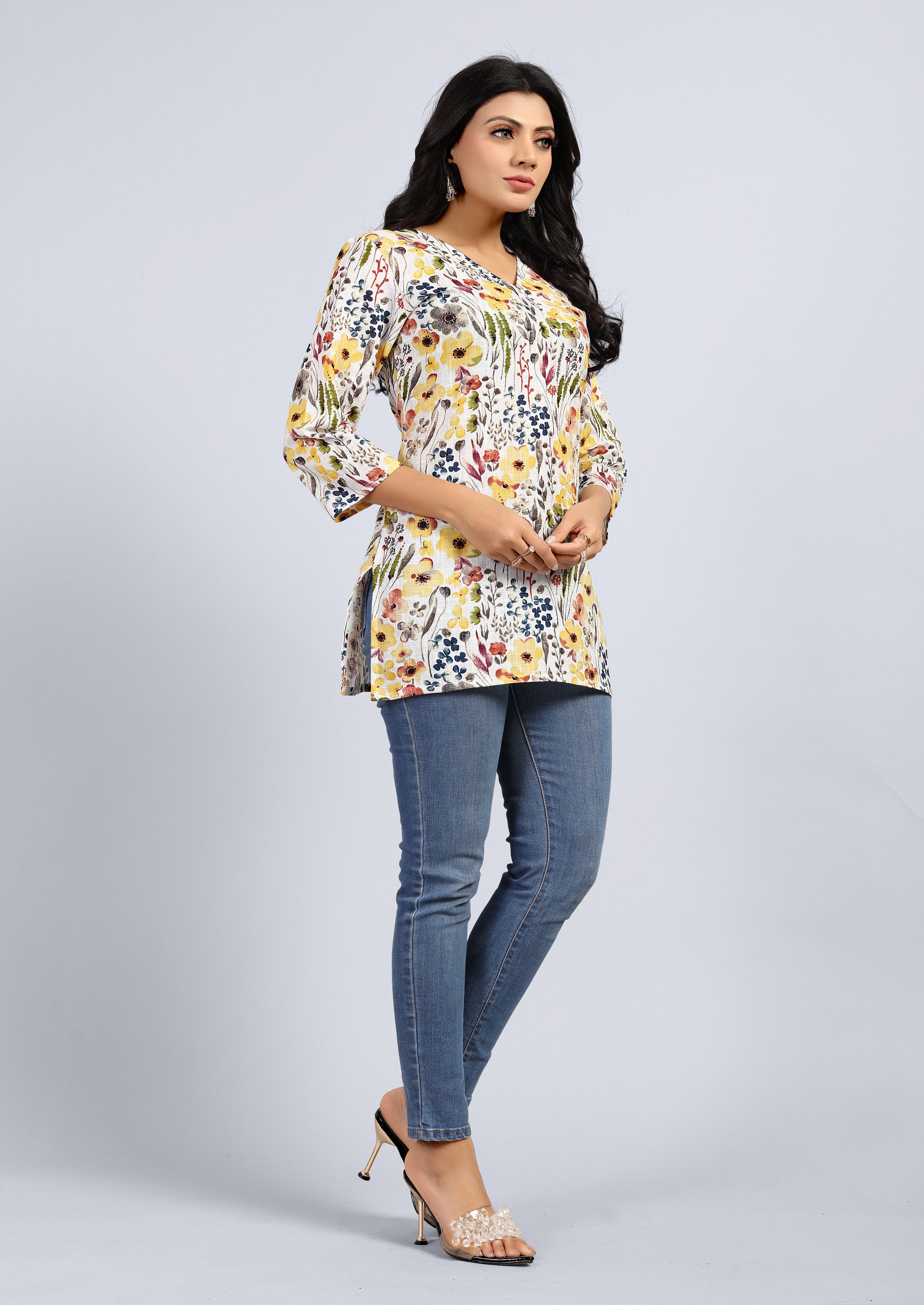 women three quarter sleeve straight kurti