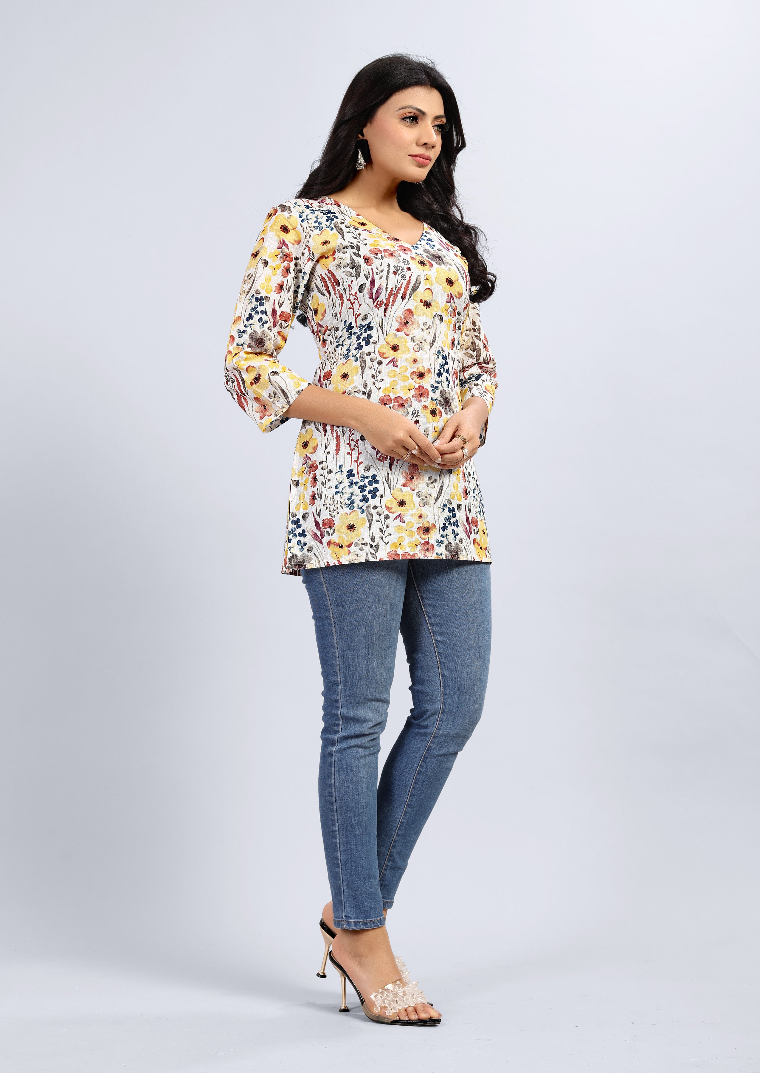 women three quarter sleeve straight kurti