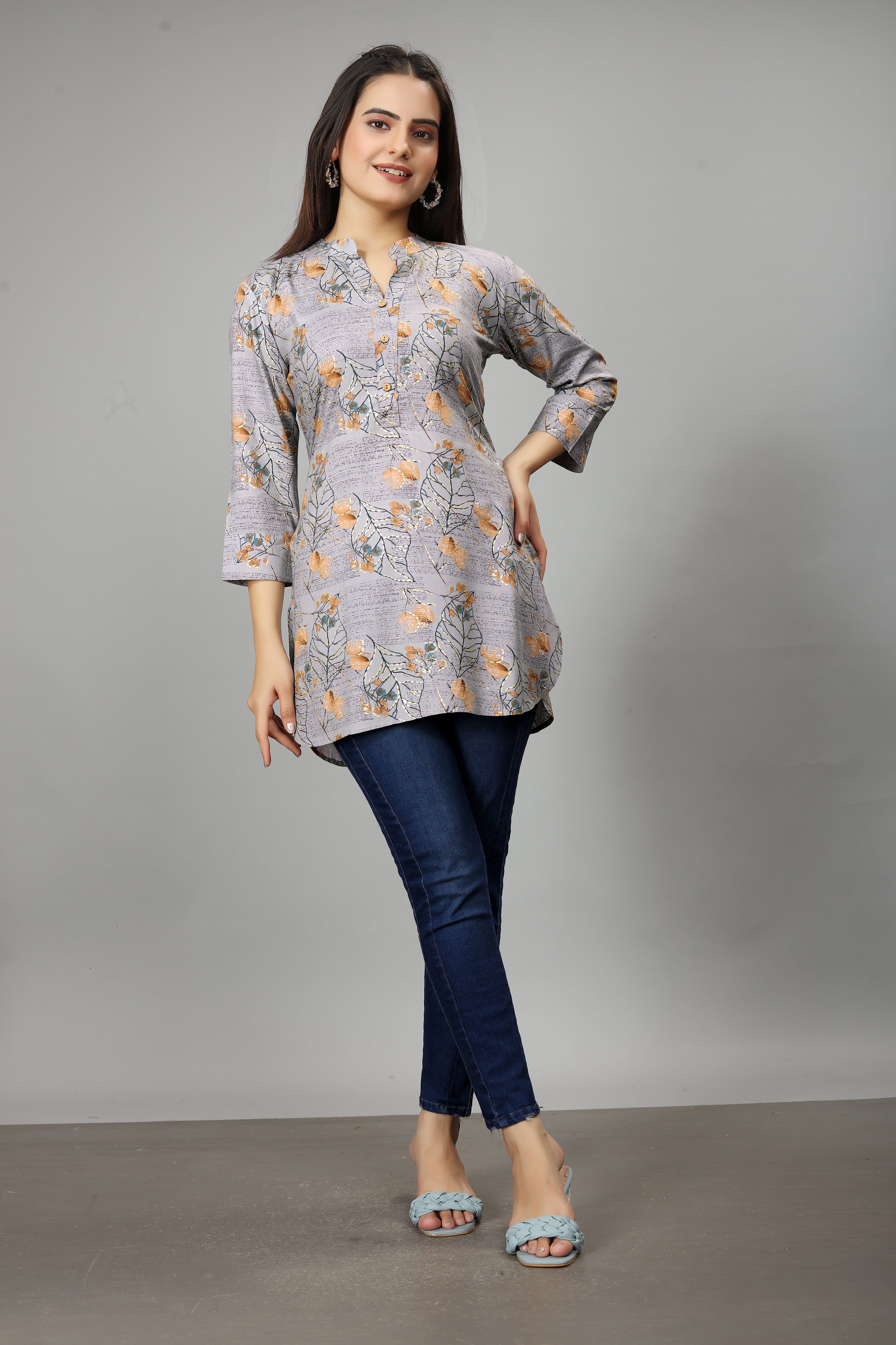 women grey mandarin neck a-line kurti