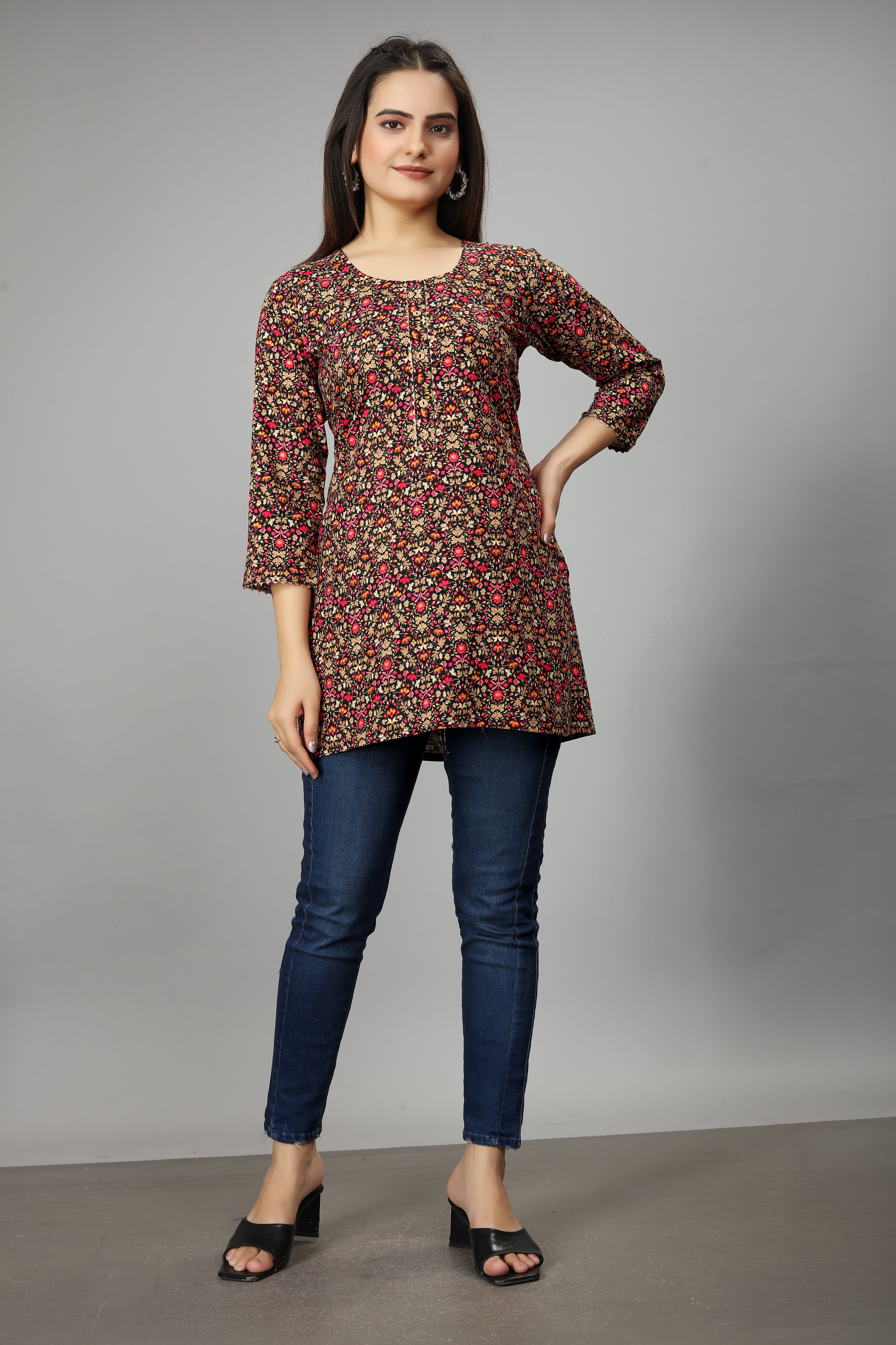 women multi color round neck straight kurti