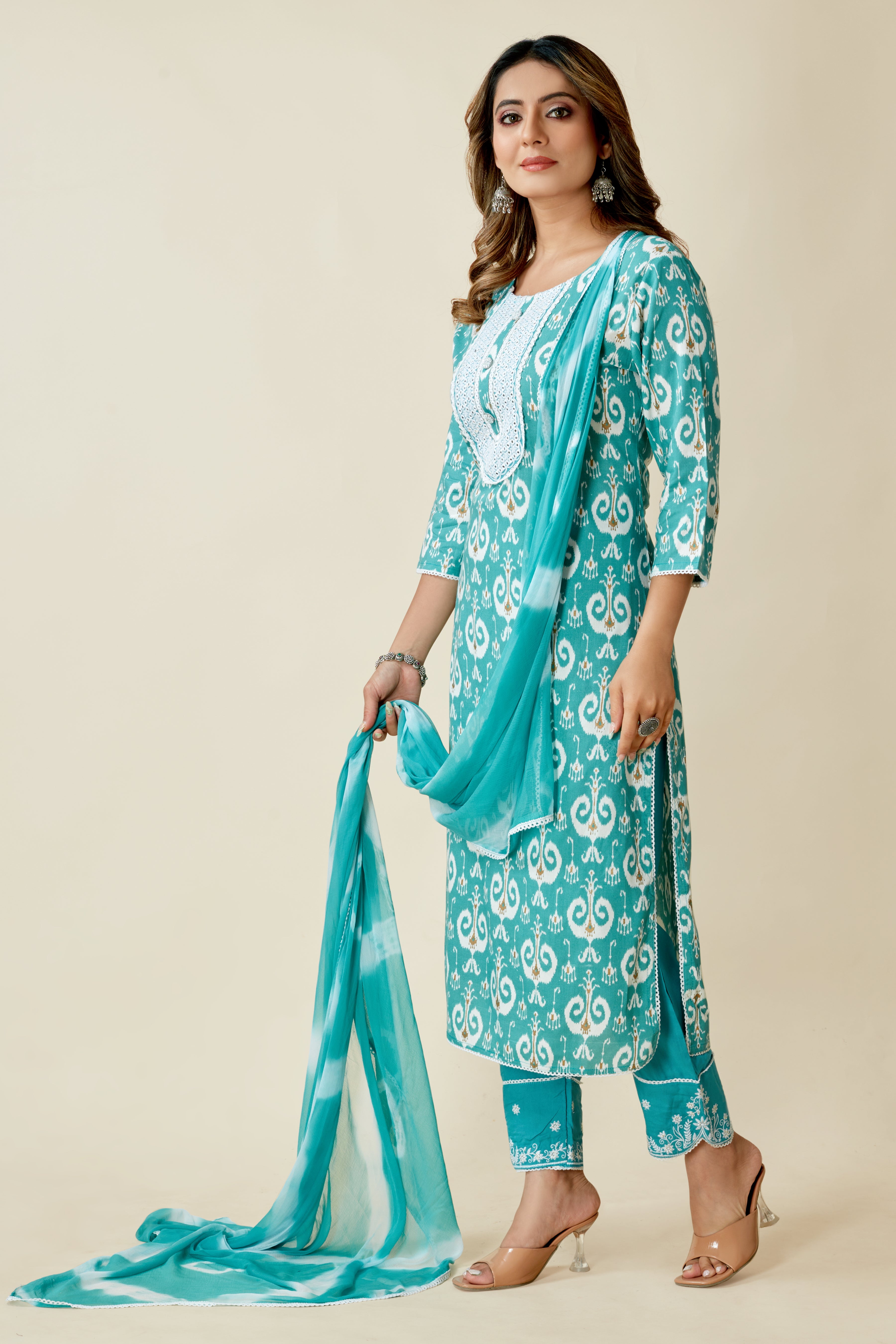 women turquoise kurta pant set with dupatta