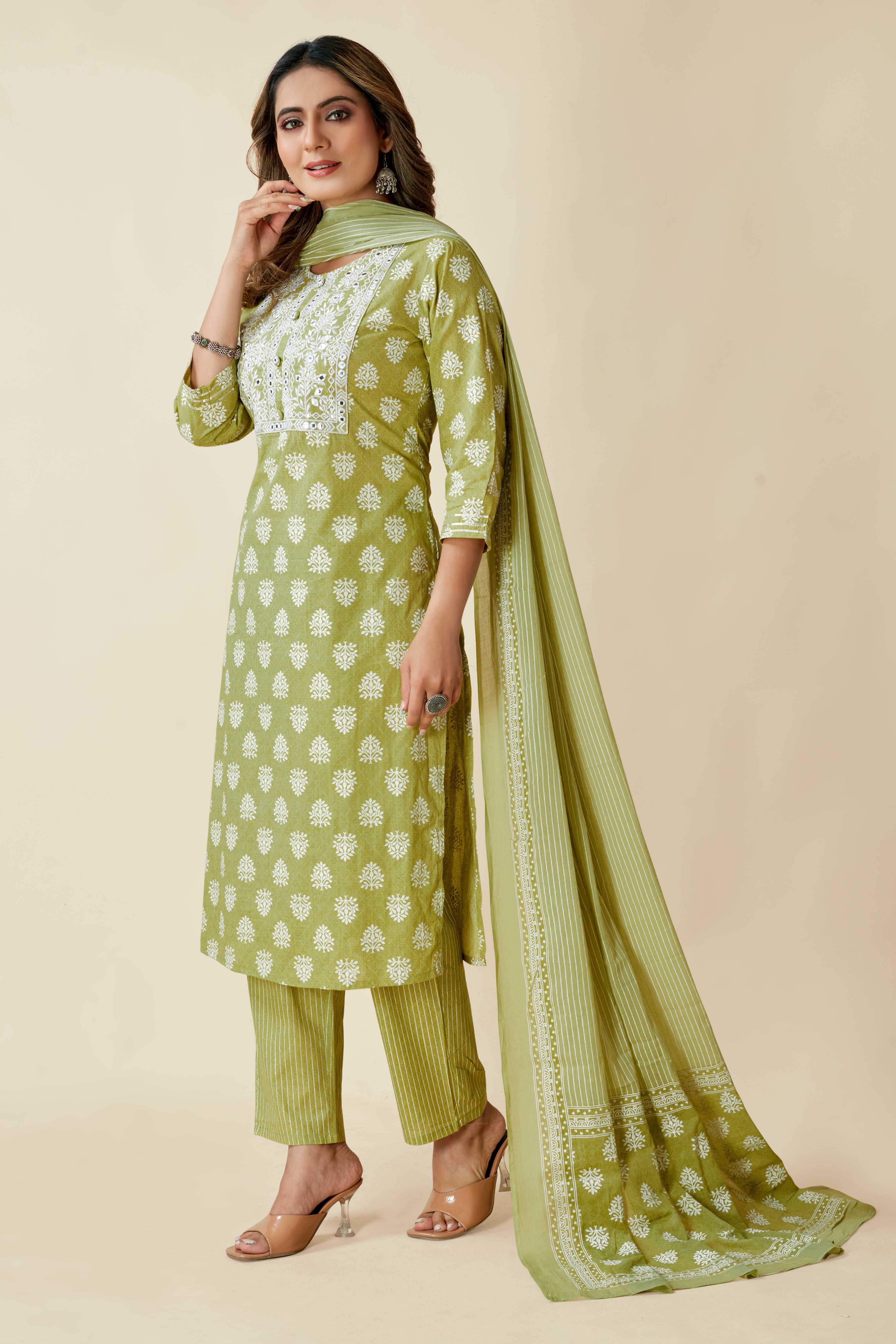 women kurta pant set with dupatta