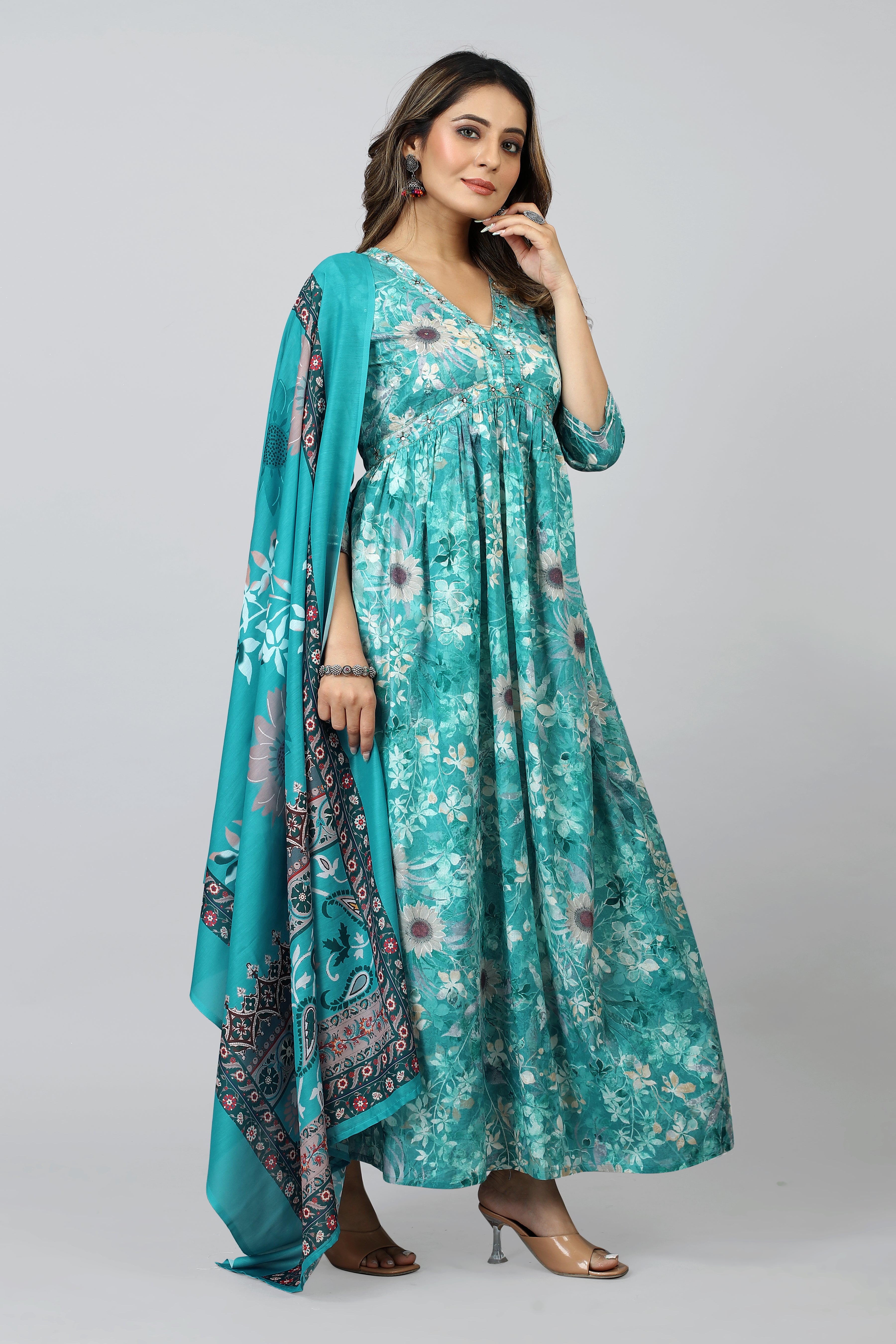 turquoise three quarter sleeve kurta pant set