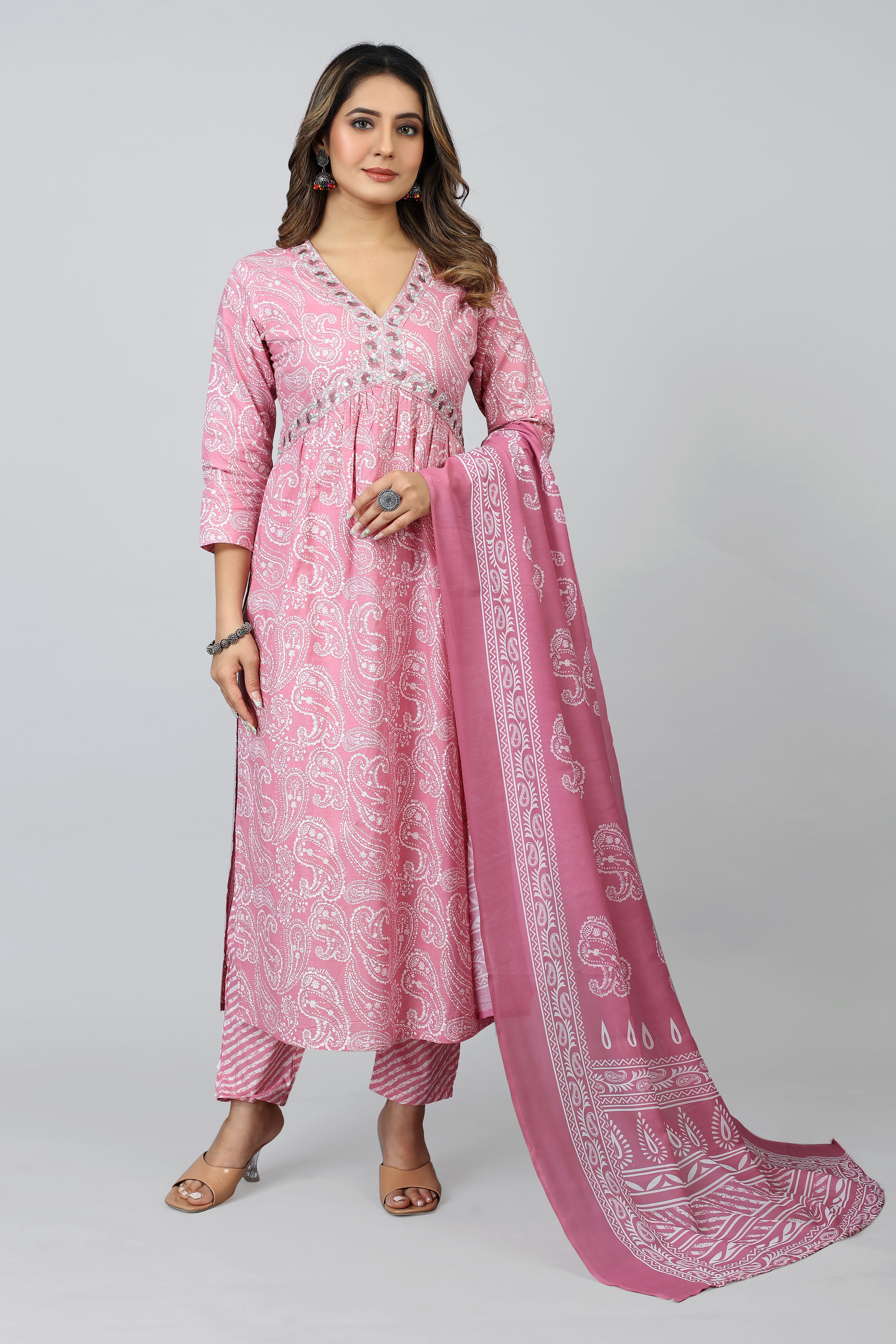 women pink kurta pant set with dupatta