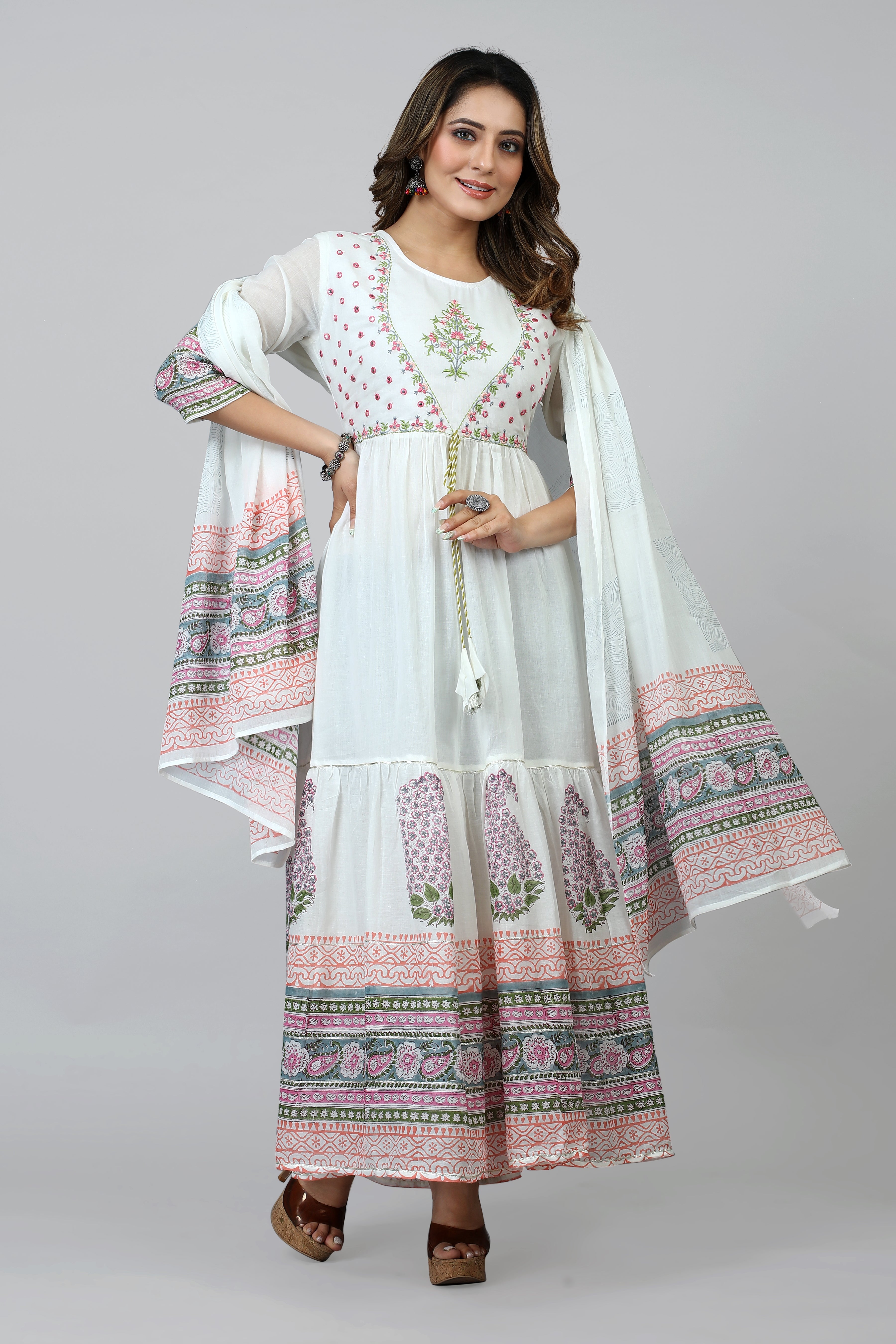 light blue three quarter sleeve suit set