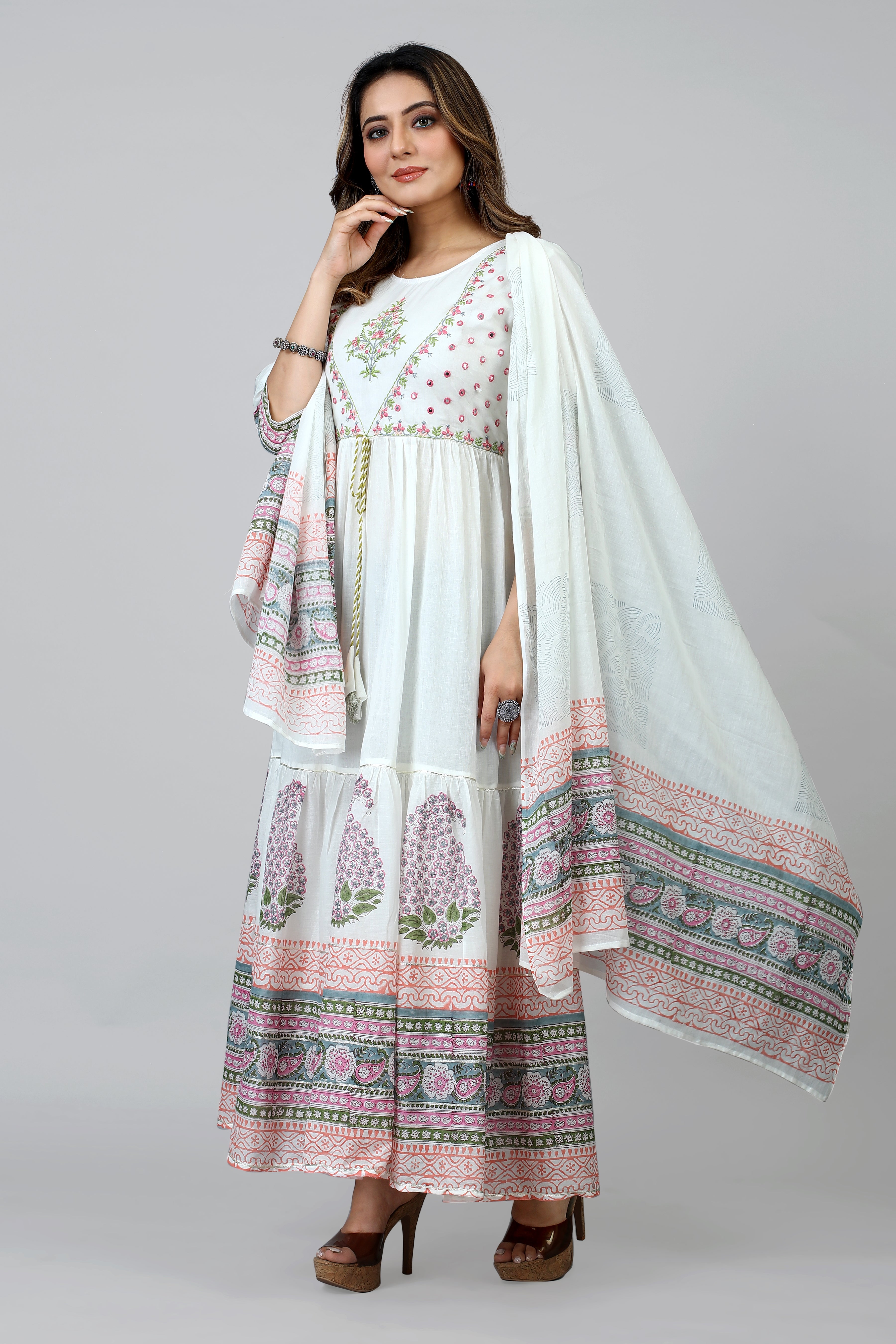 light blue three quarter sleeve suit set