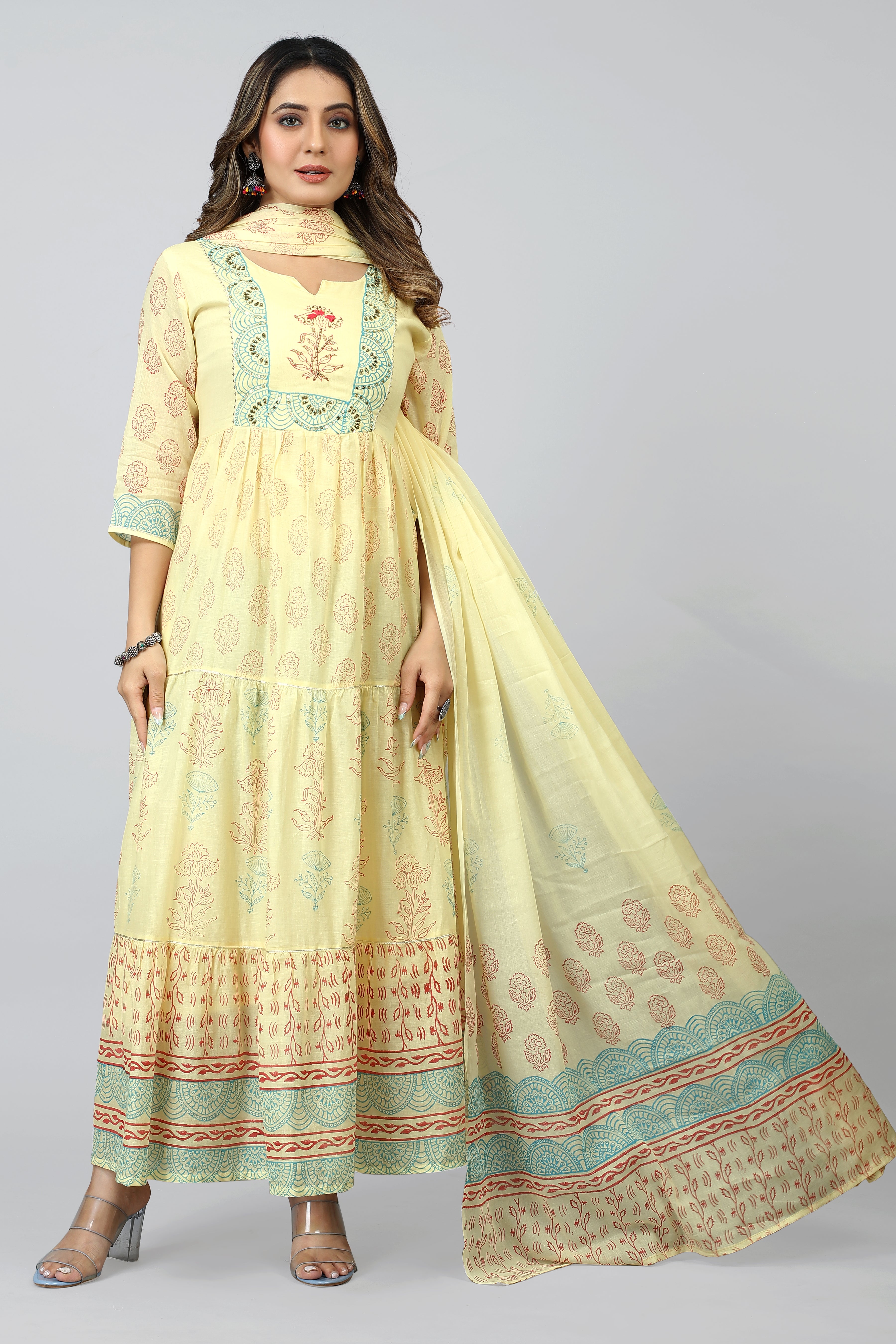 women yellow notch neck kurta dupatta set