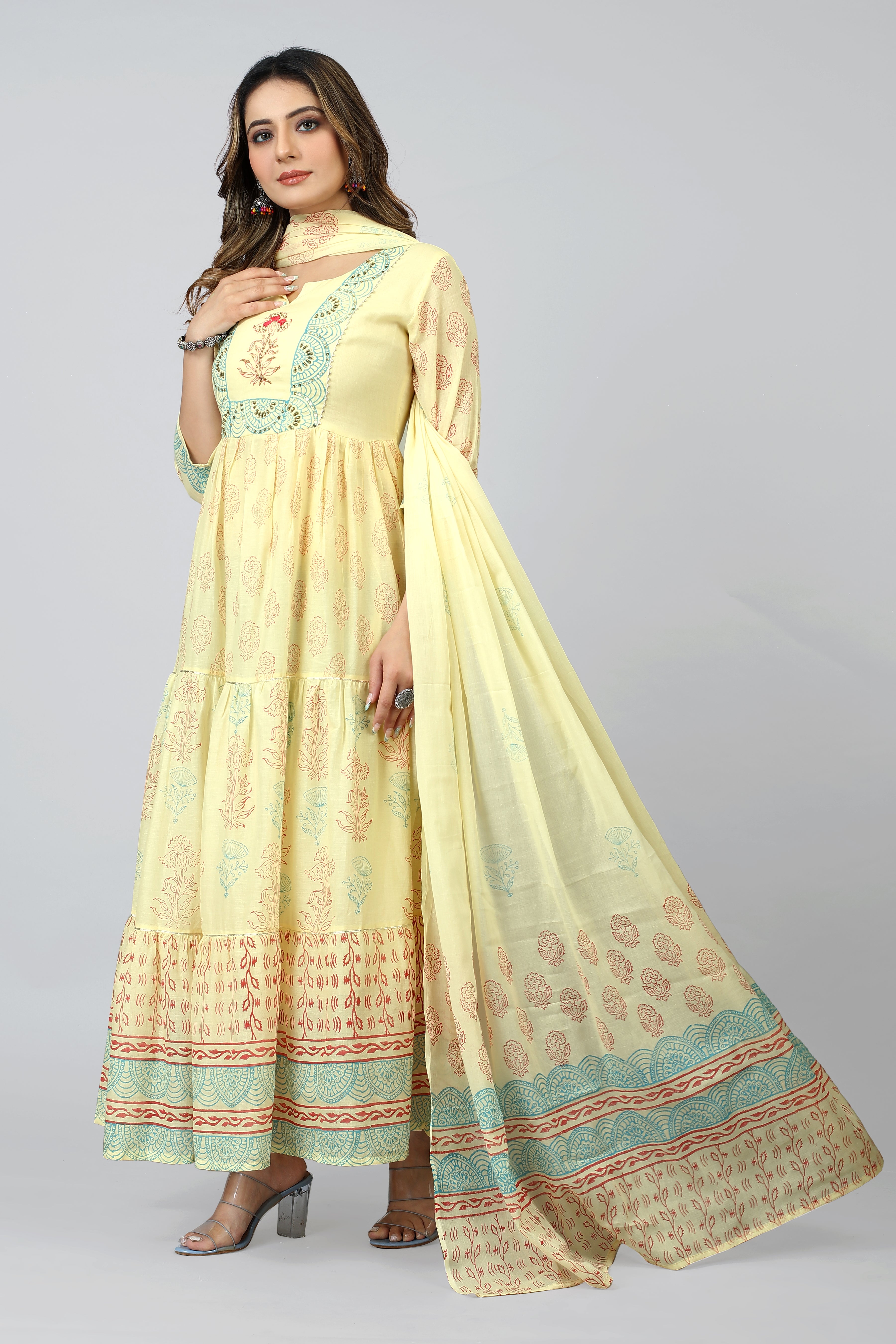 women yellow notch neck kurta dupatta set