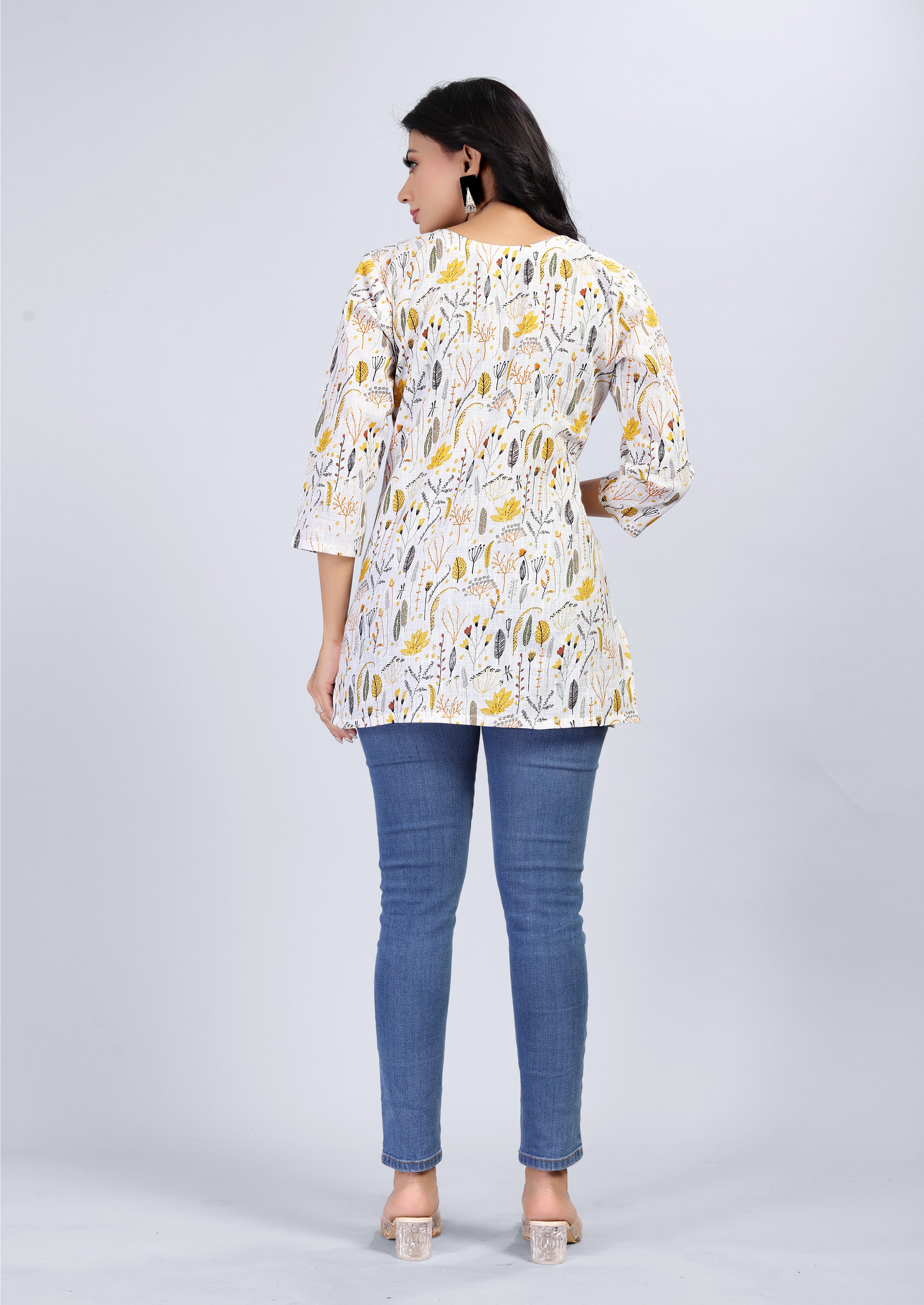 women three quarter sleeve straight kurti