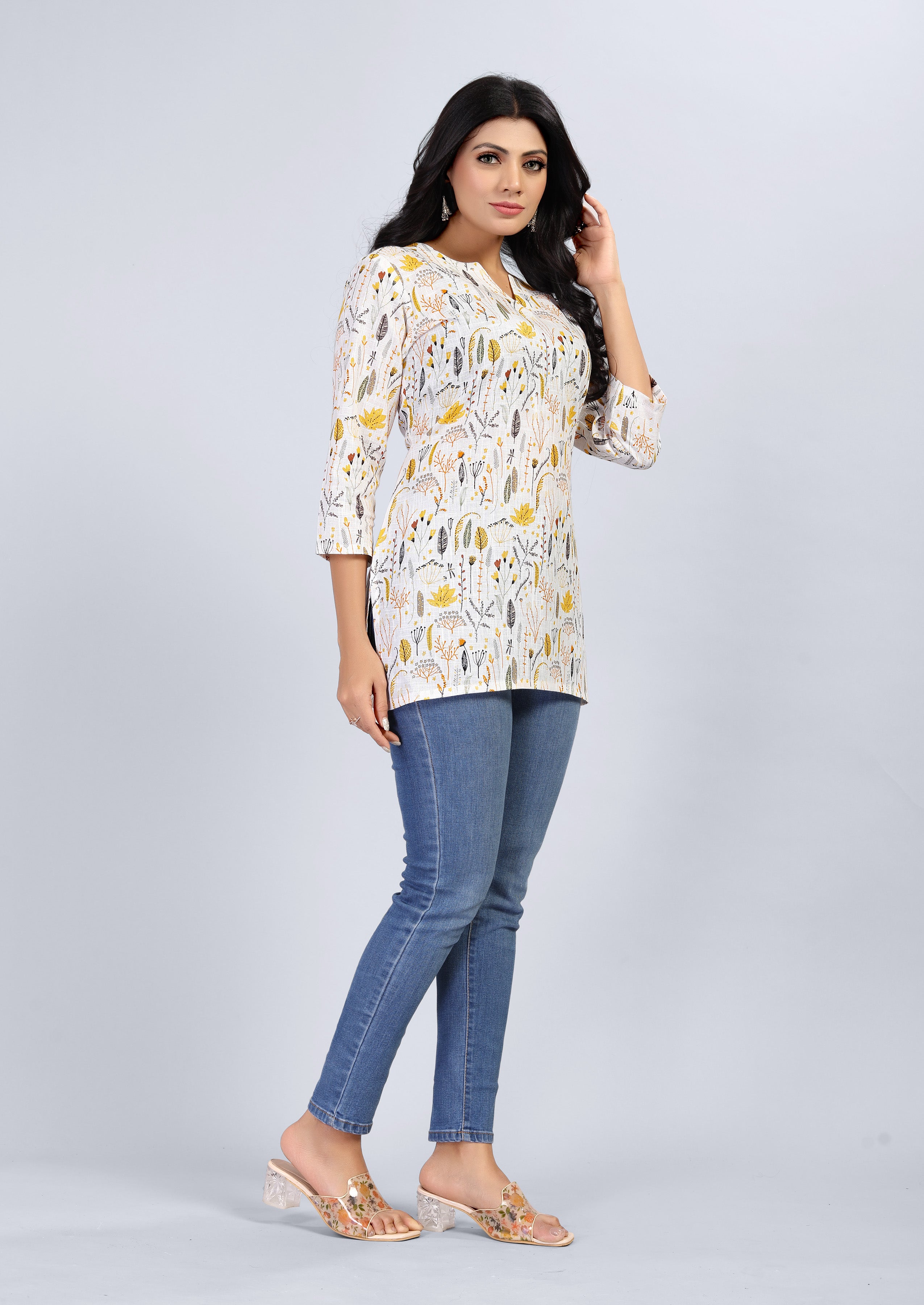women three quarter sleeve straight kurti