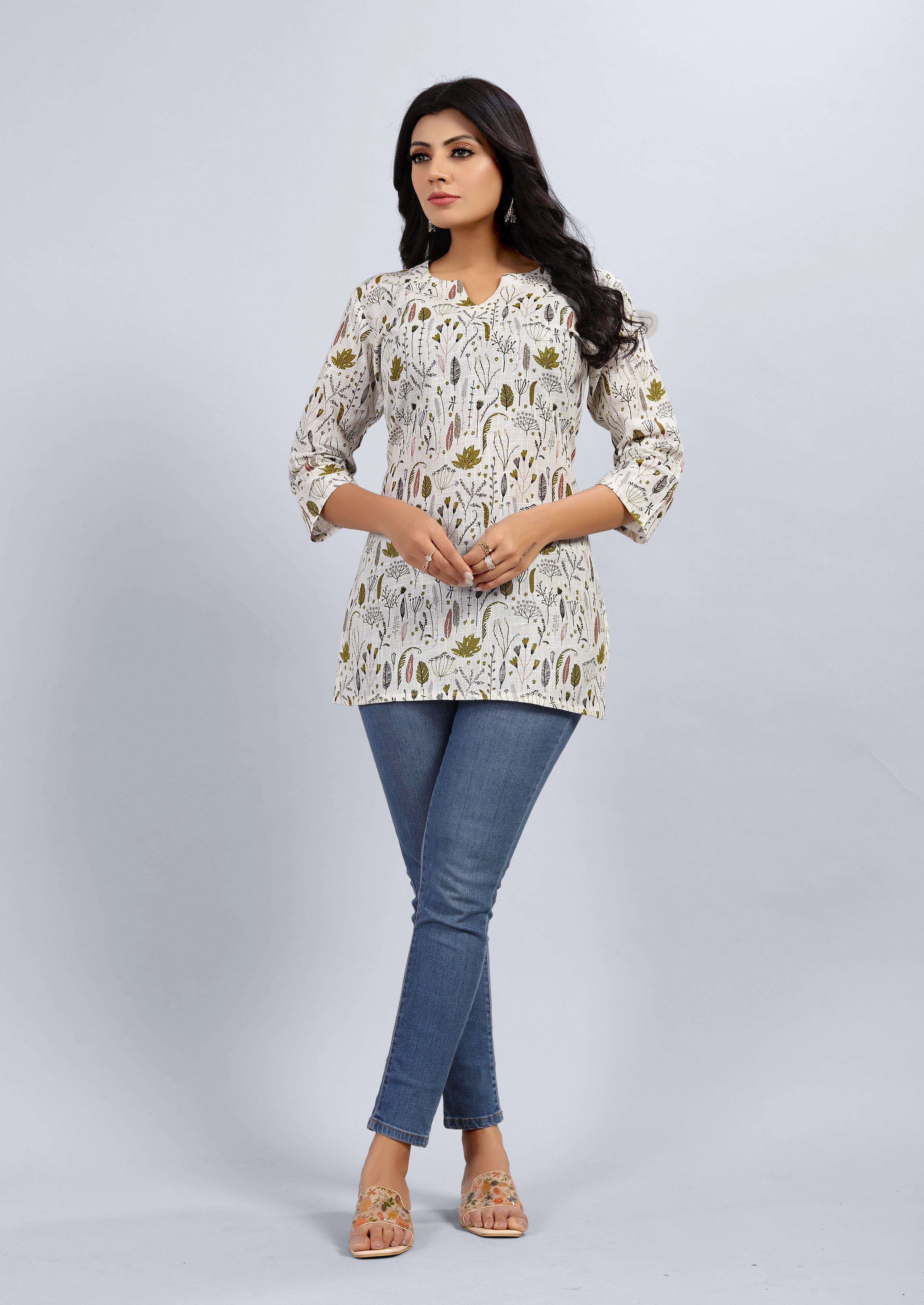 women three quarter sleeve straight kurti