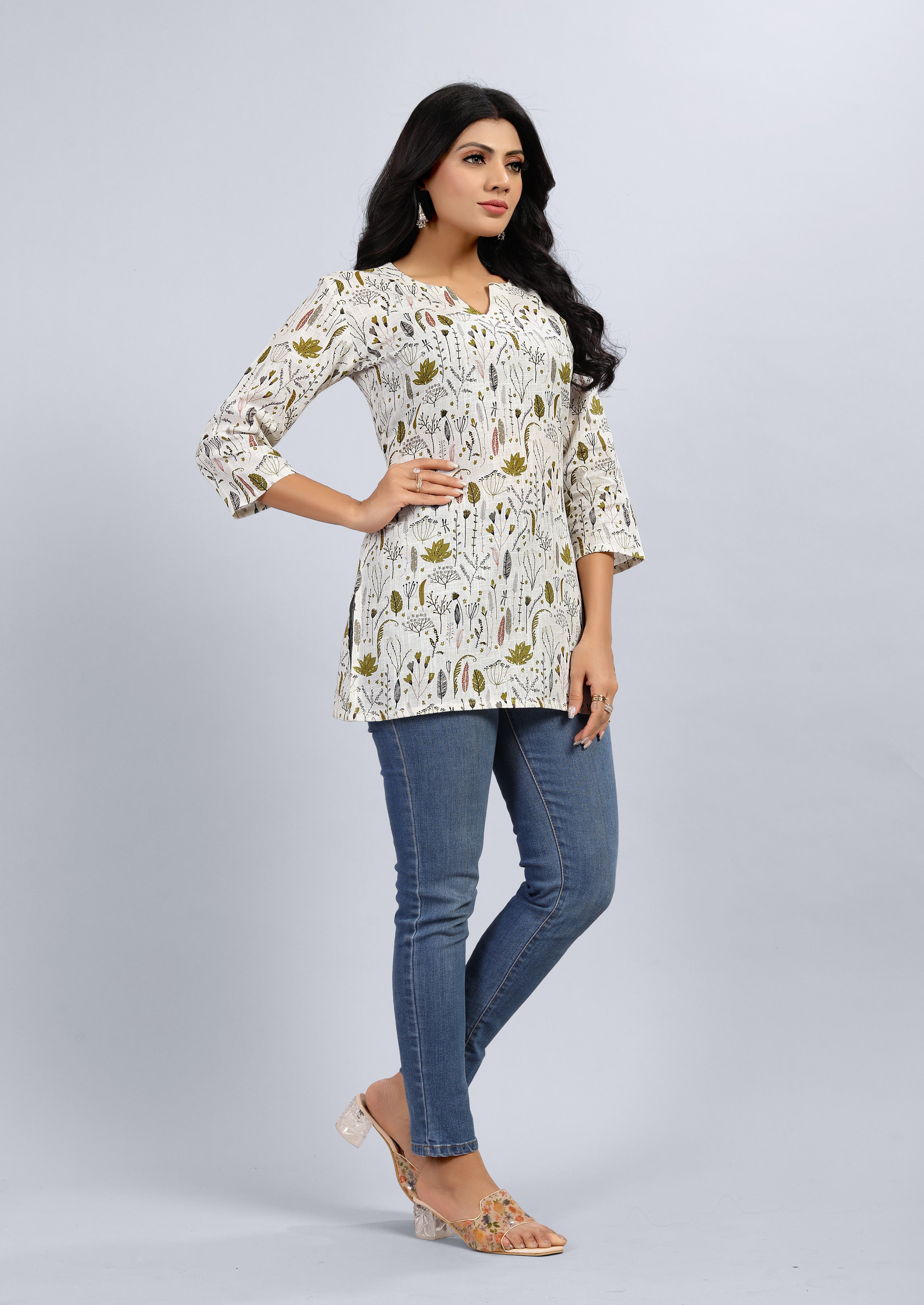 women three quarter sleeve straight kurti