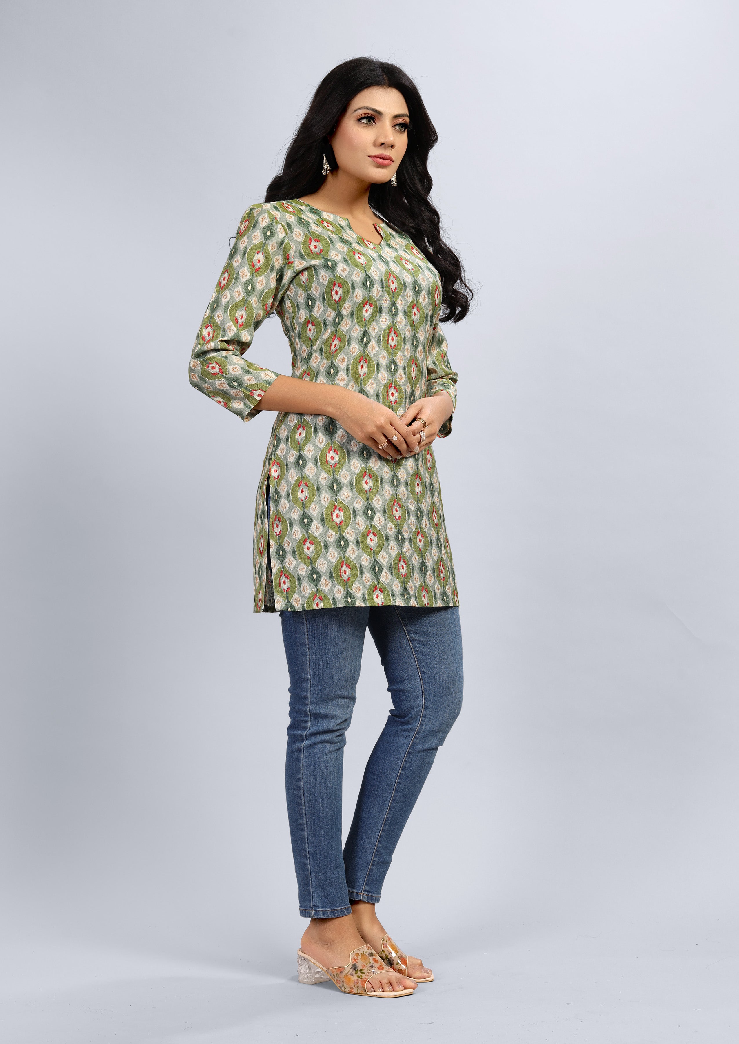 women three quarter sleeve straight kurti