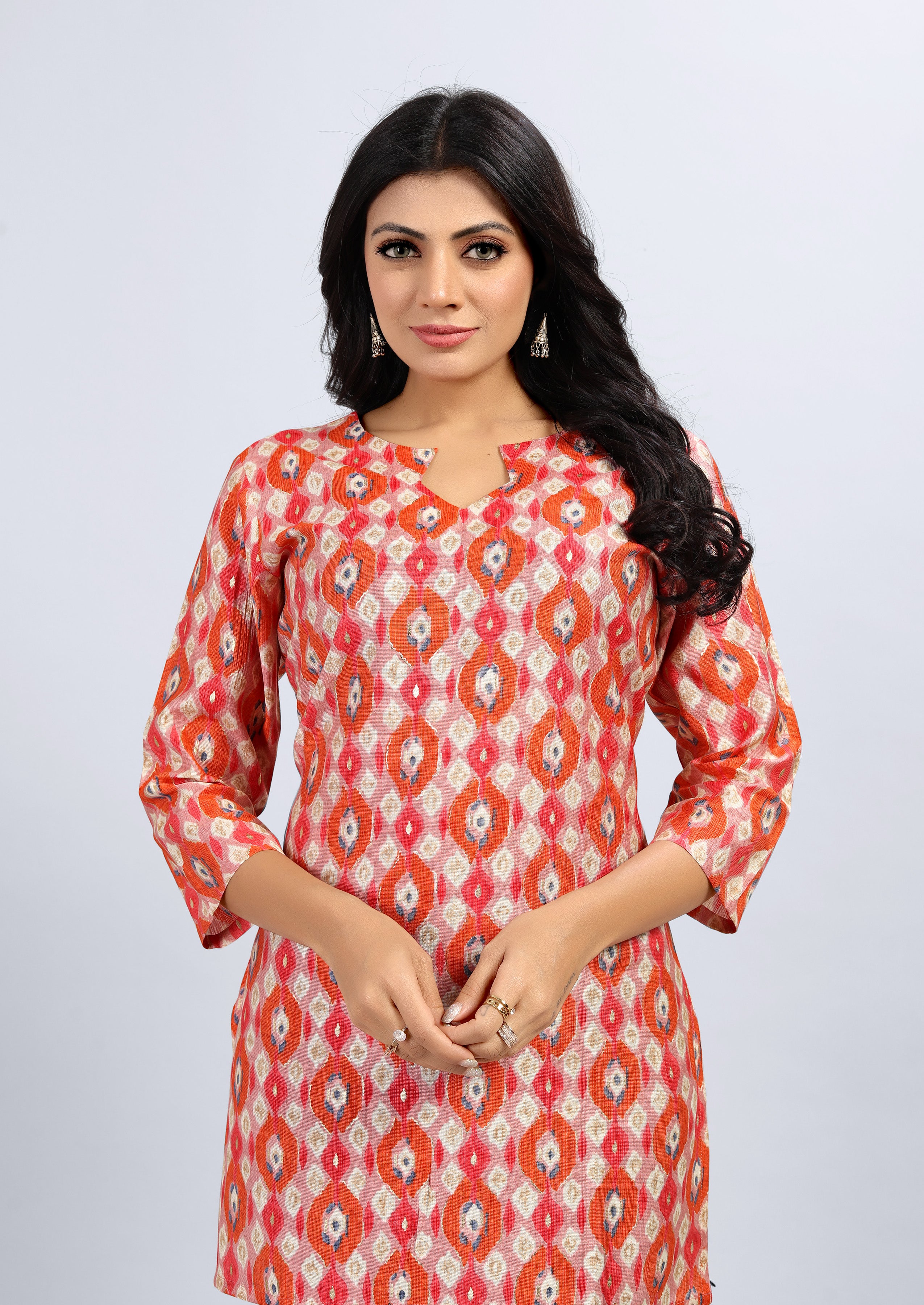 women three quarter sleeve straight kurti