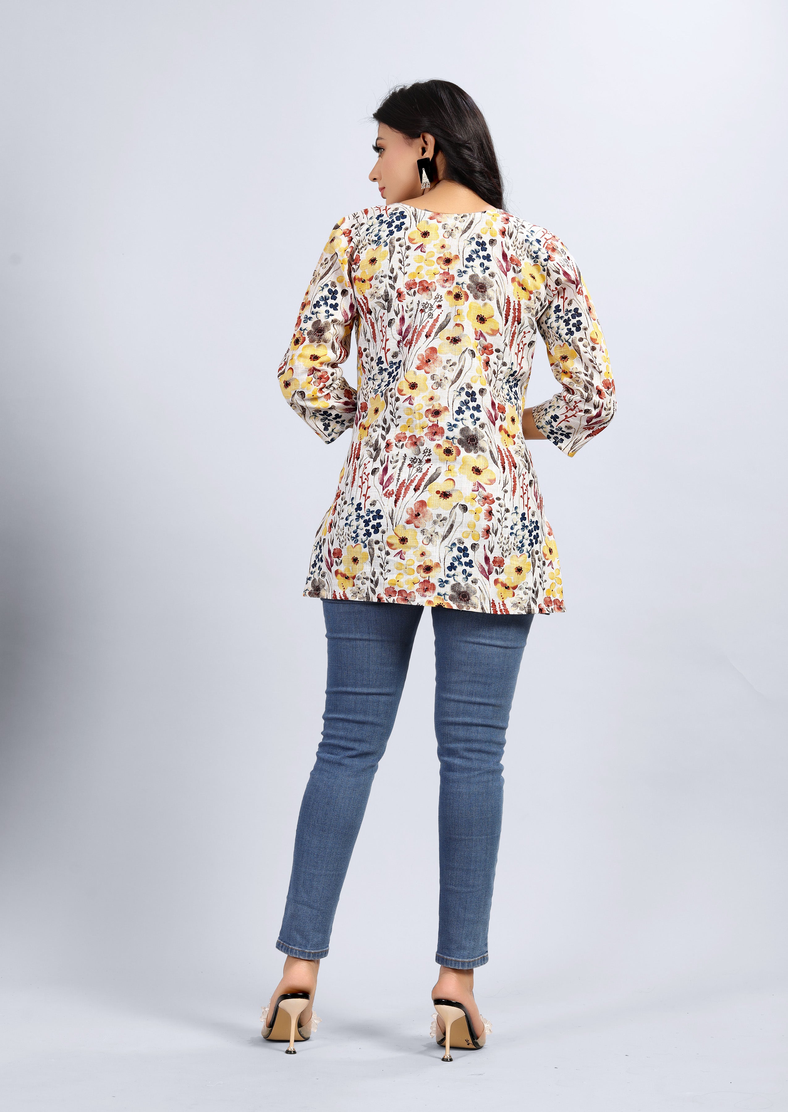 women three quarter sleeve straight kurti
