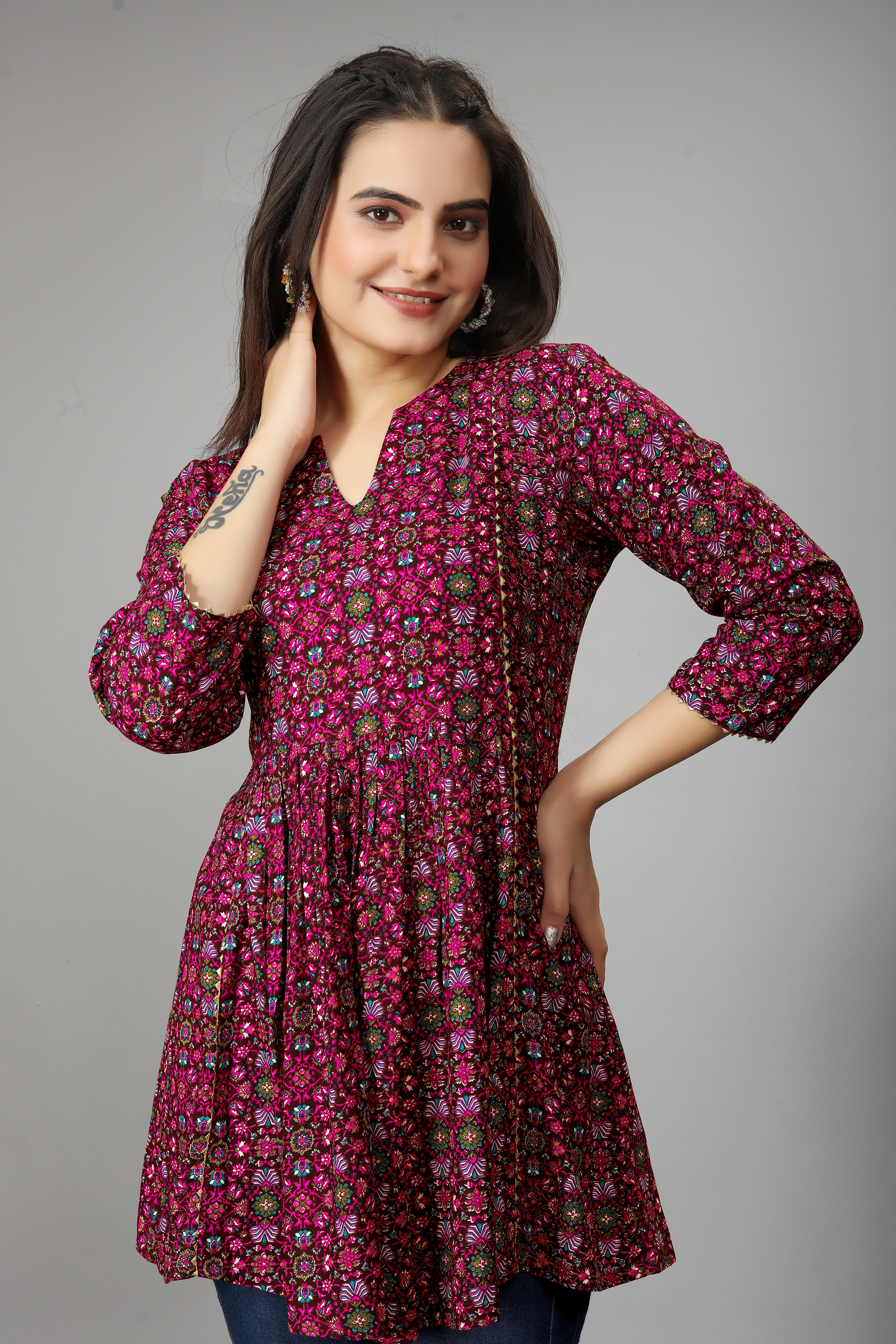 women pink notch neck flared kurti