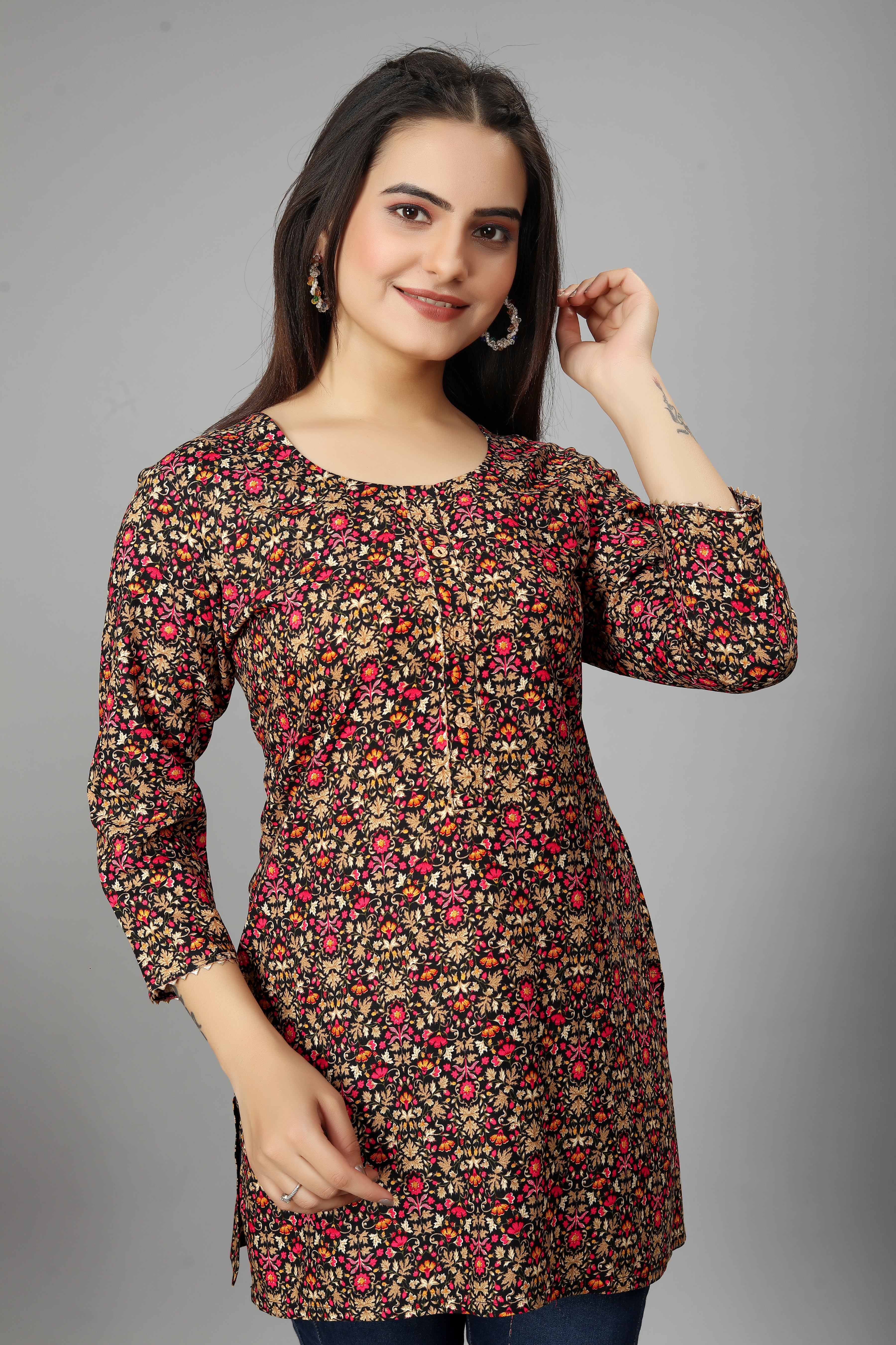 women multi color round neck straight kurti