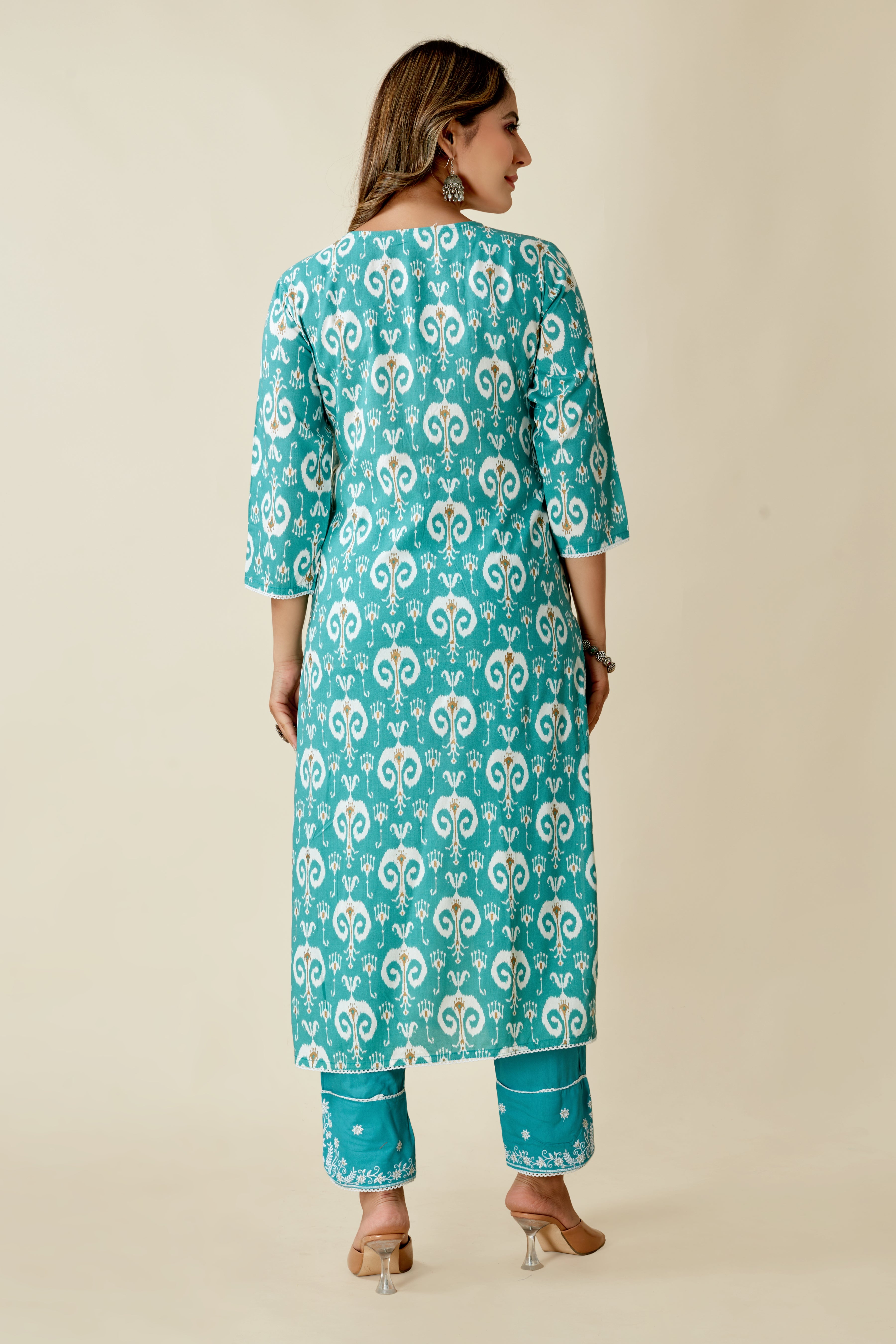 women turquoise kurta pant set with dupatta