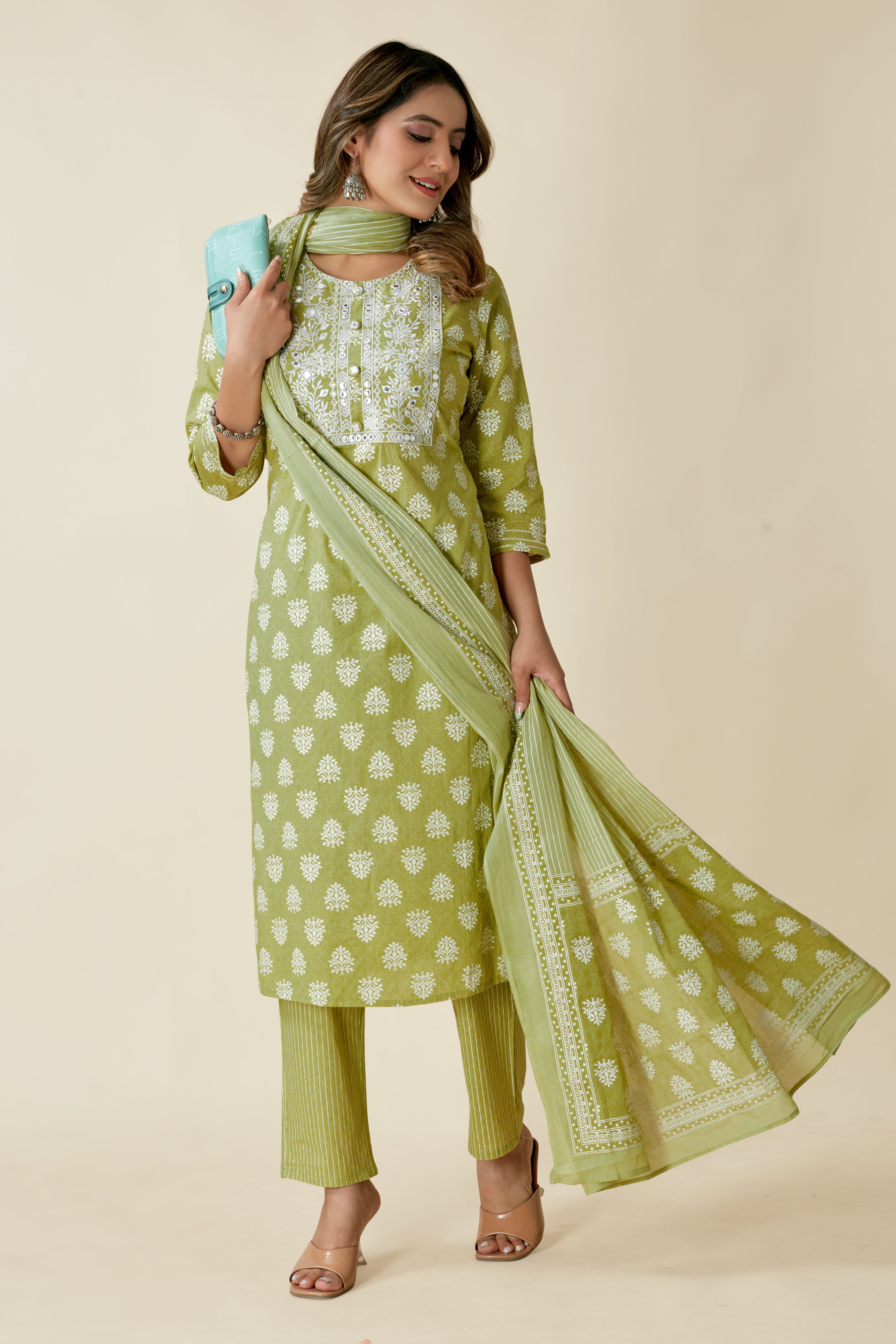 women kurta pant set with dupatta