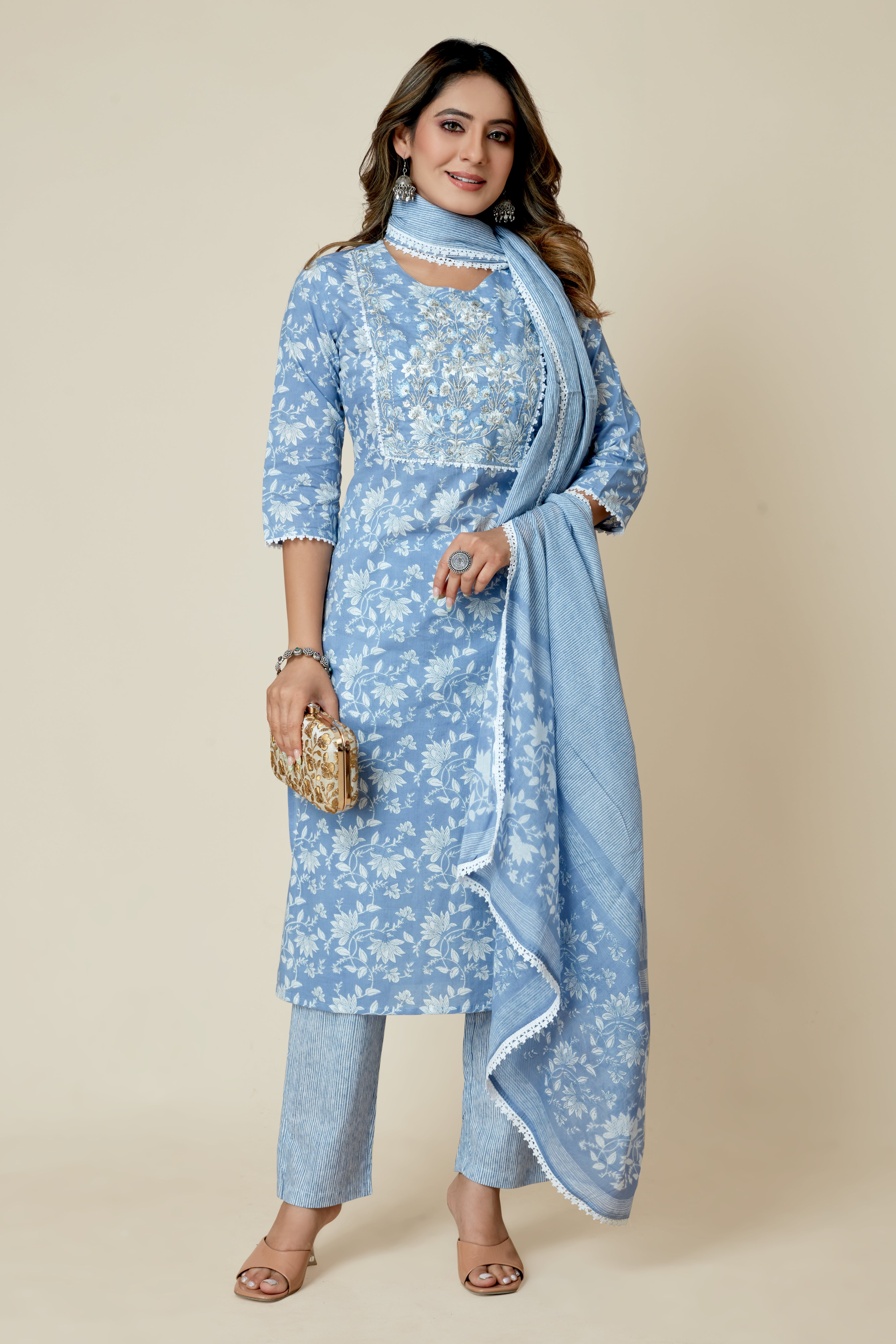 women floral kurta pant set with dupatta