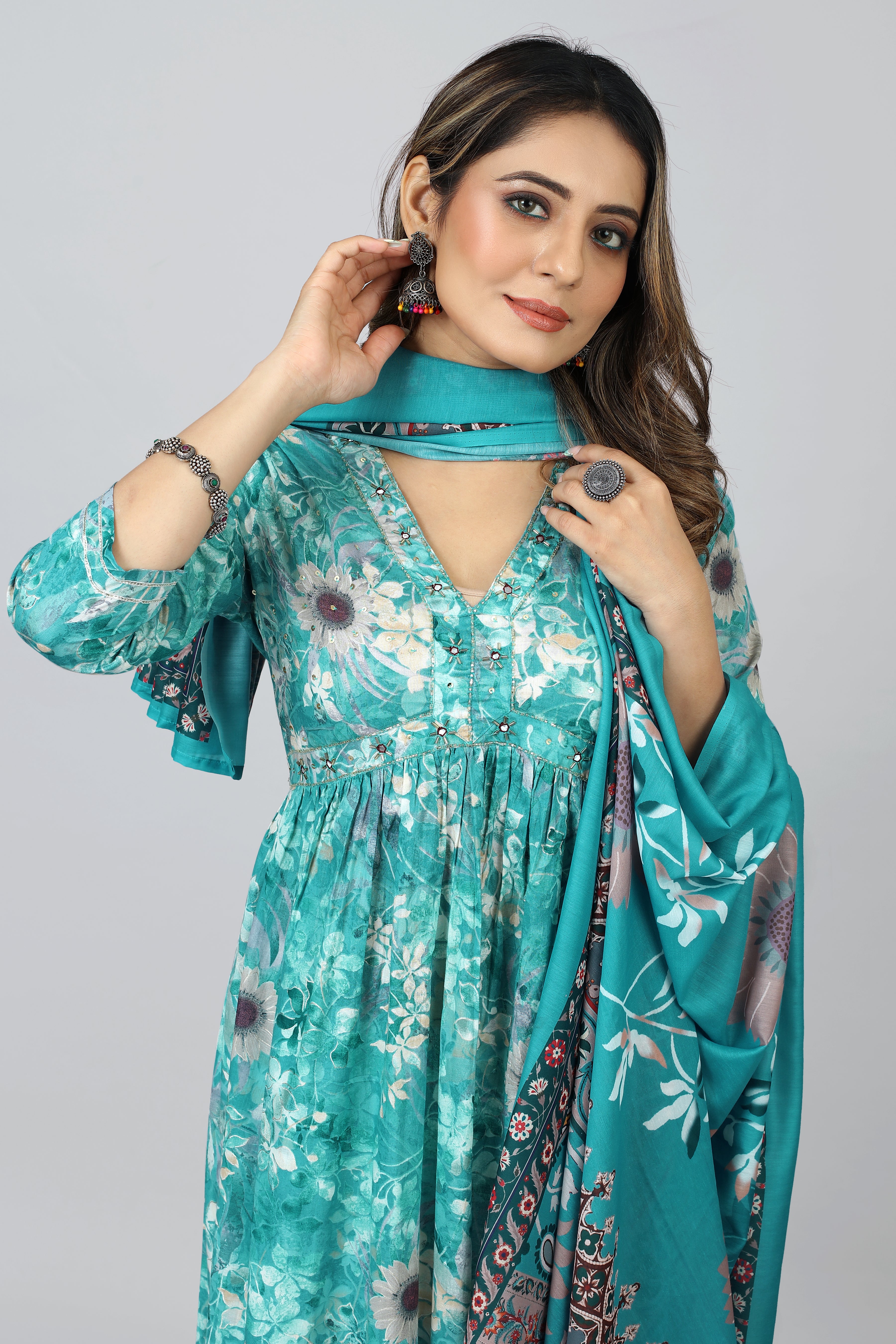 turquoise three quarter sleeve kurta pant set